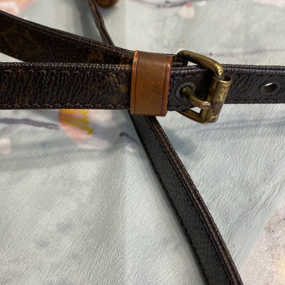 Louis Vuitton Amazone Monogram Crossbody Bag TH0928 - Picture 7 of 13